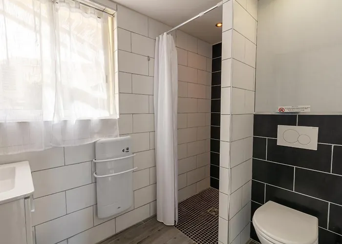 Le Bastidon, 2 Pers Avec Vue Mer, Idealement Situe * Hyères